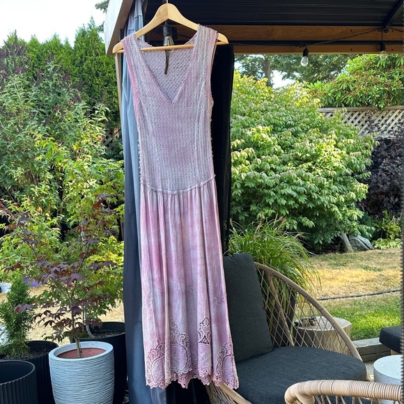 Chic Mauve Sleeveless Maxi Dress - Picture 2 of 6